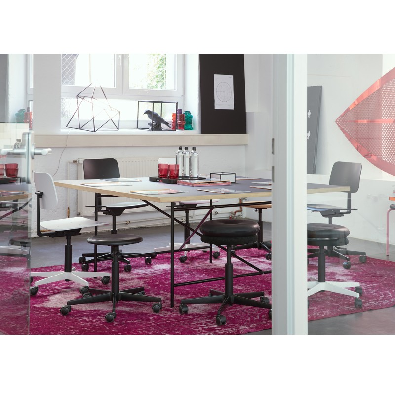 mr.square-bureaustoel-peter-horn-richard-lampert-interieur-1